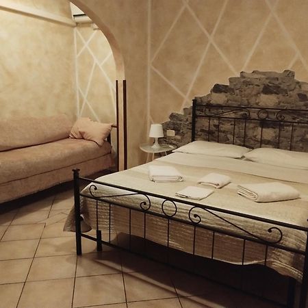 B&B Ar Colle 2 Valmontone Eksteriør billede