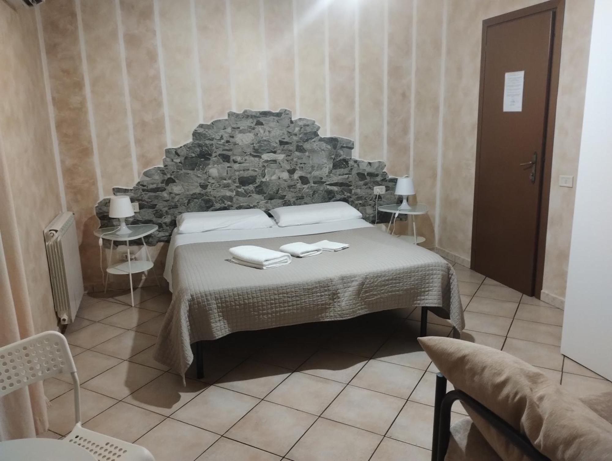 B&B Ar Colle 2 Valmontone Eksteriør billede